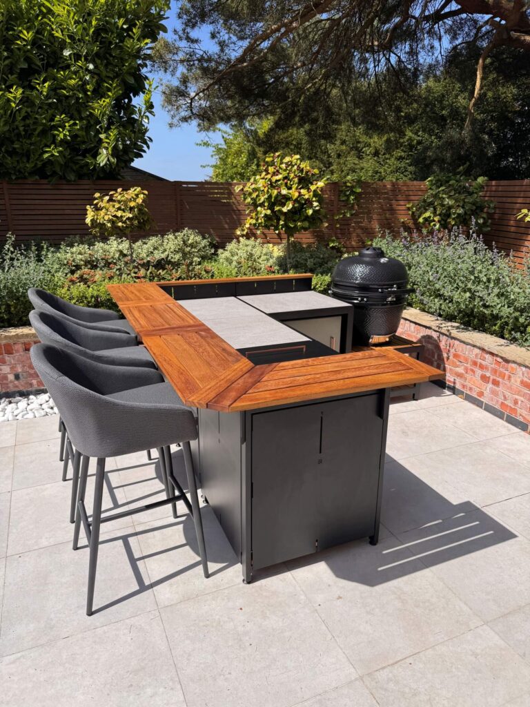 Vibe outdoor Kitchen setup with bar & stools